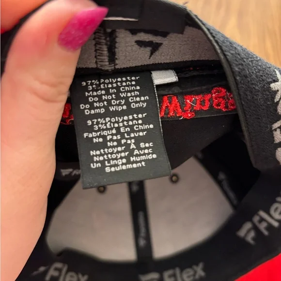 NHL Detroit Red wings fanatics hat M/L - Picture 4 of 4